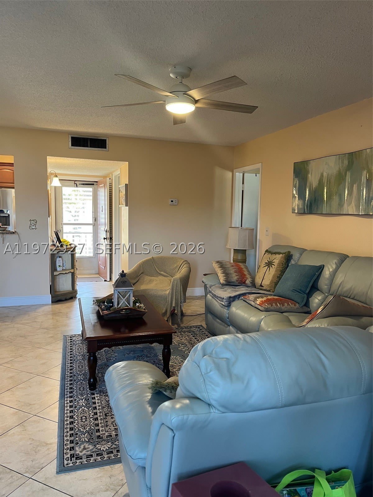 752 Lori Dr – photo 2