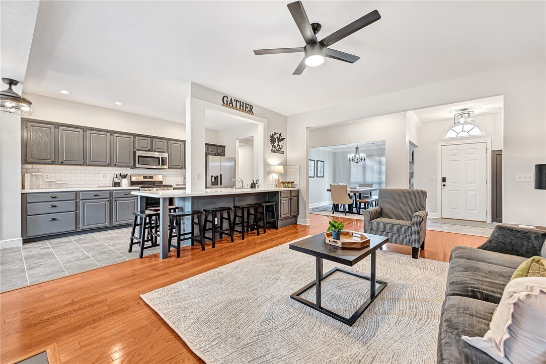 701 SW Maidstone Avenue – photo 5