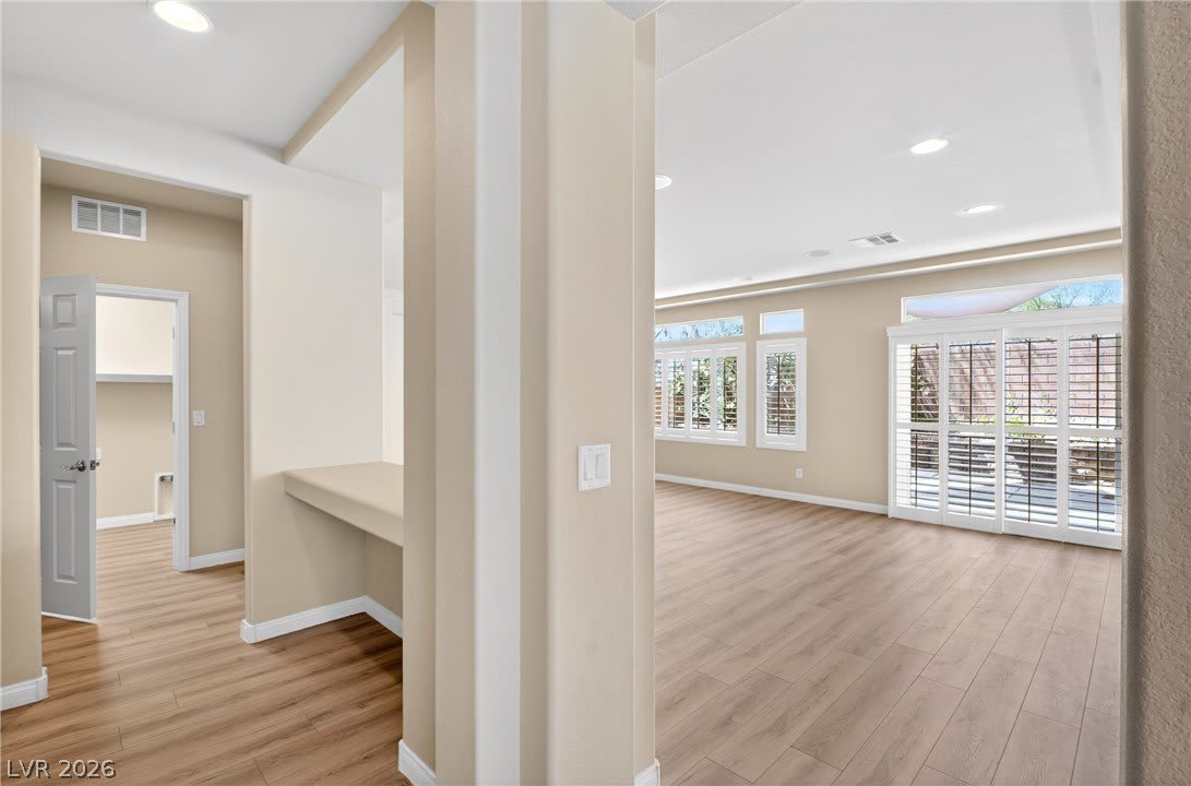 9735 Panther Hollow Street – photo 5