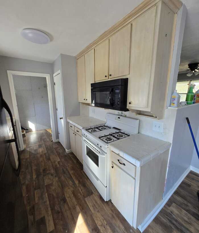 310 South Wickham Street – photo 4