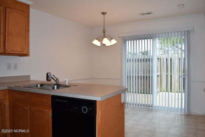 2156 Flagstone Court – photo 4
