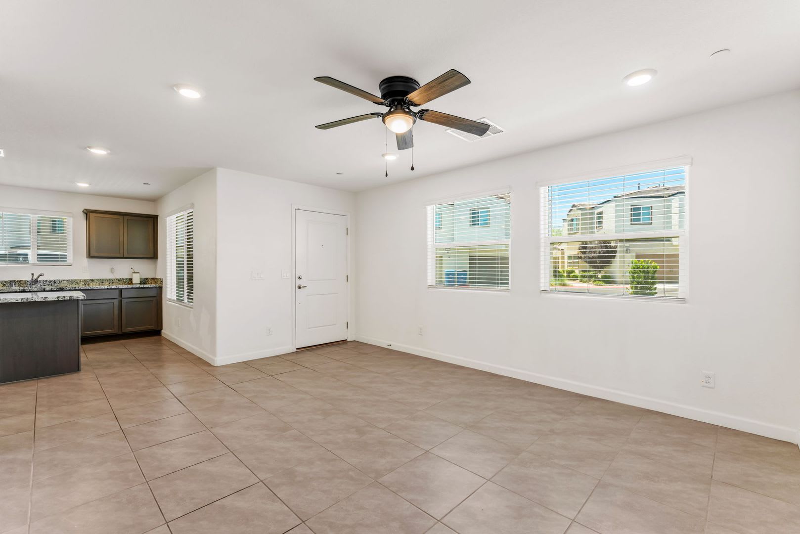 Modern Gated Townhome Living with Resort-Style Community Amenities – photo 5