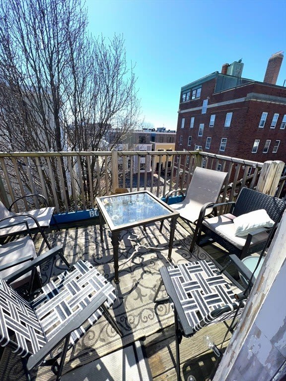 169 W 7th – photo 5
