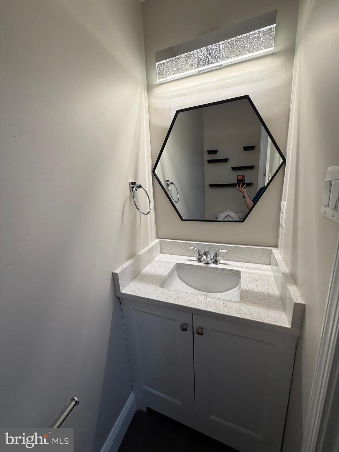 3423 LINDENWOOD Drive – photo 2