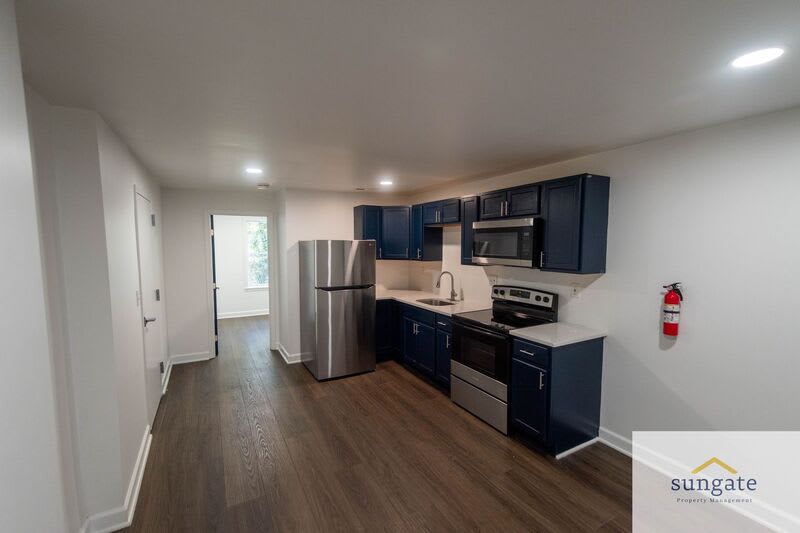 1602 Cypress St – photo 3