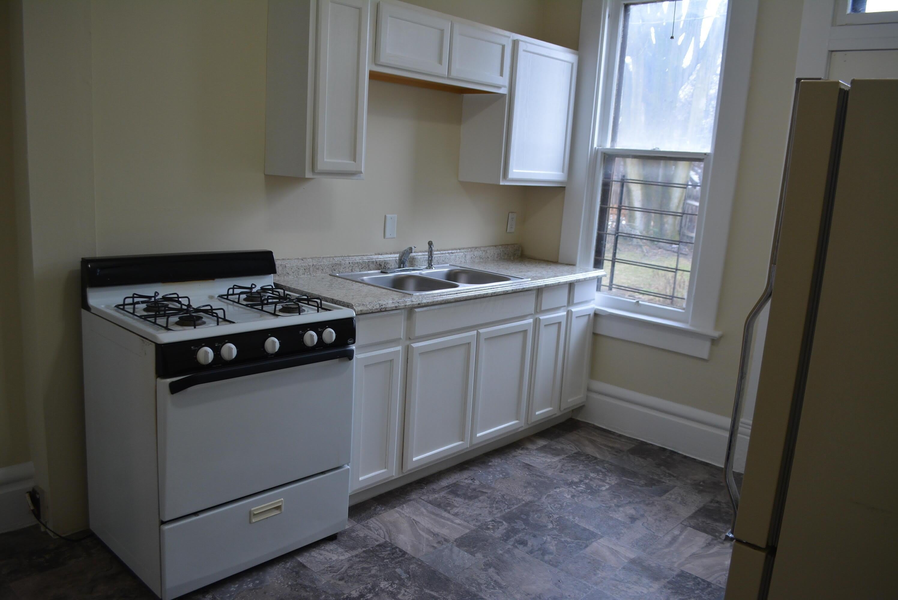 1257 Dennison Avenue – photo 4