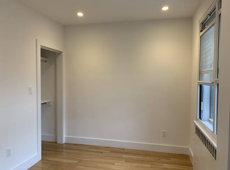 332 E 63rd St – photo 3