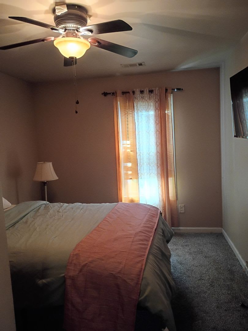 Charming 3BR House in Stone Mountain – photo 4