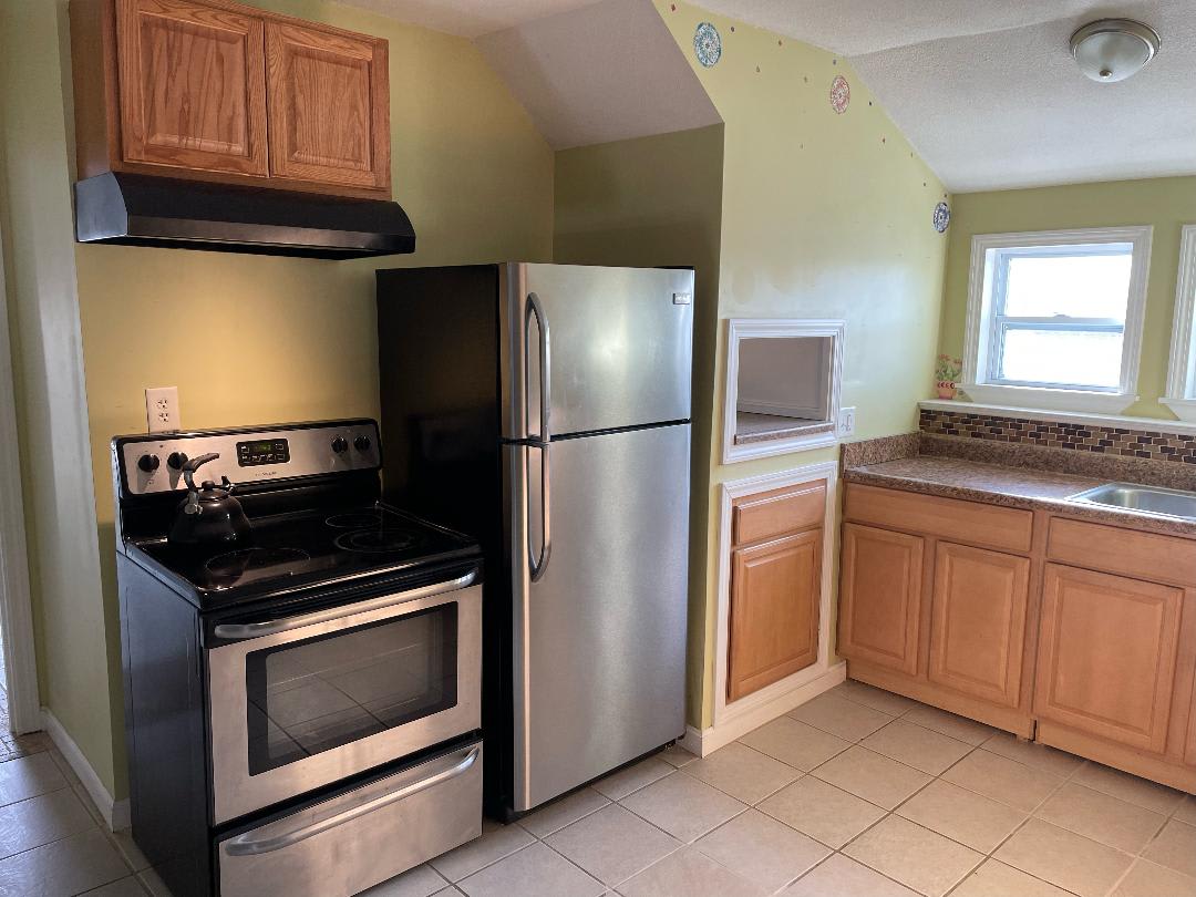 8 Sanford Ave – photo 5