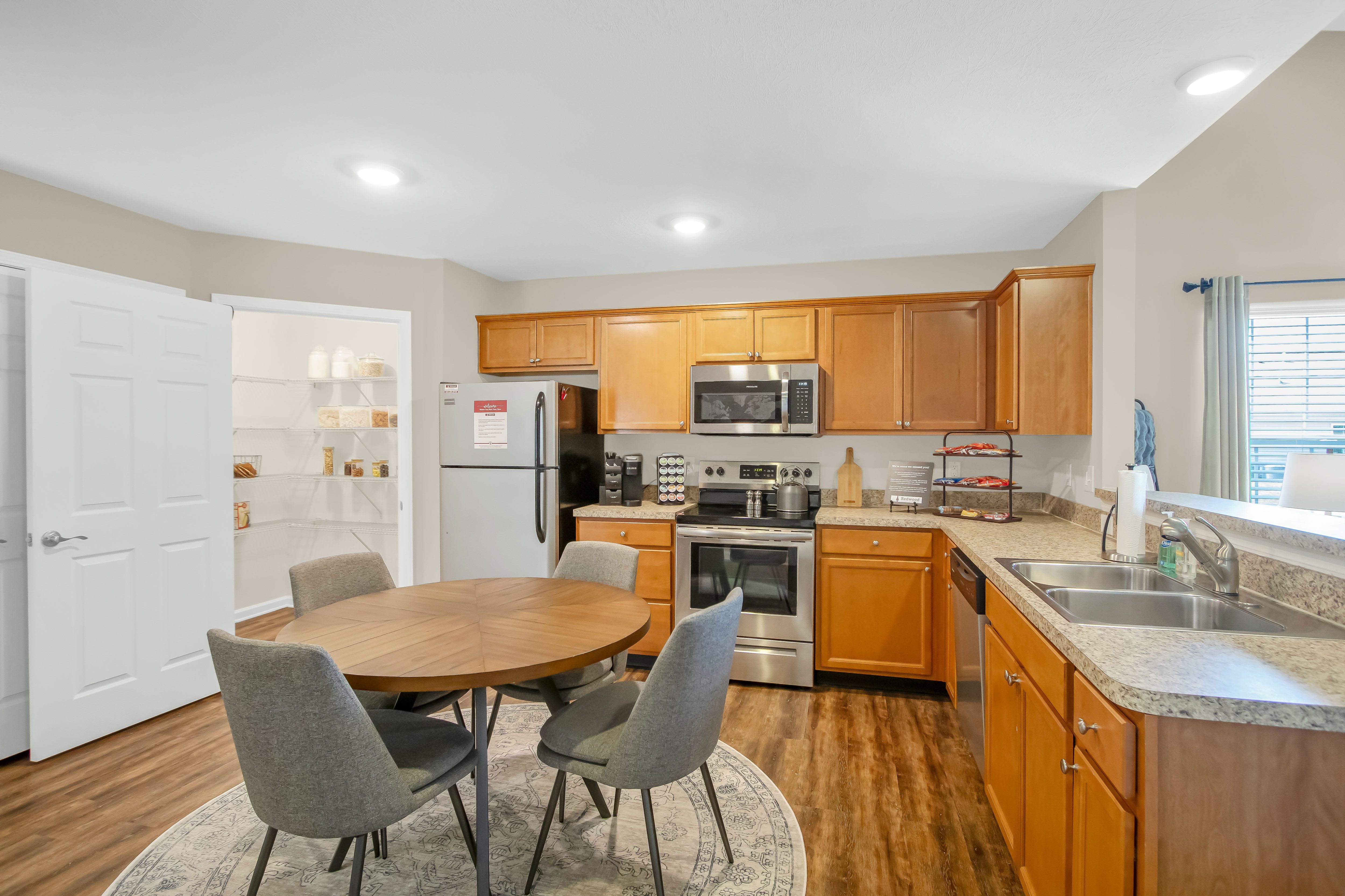 Redwood Brownsburg – photo 3
