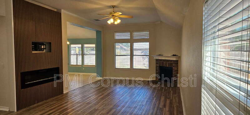7806 Jim Wells Drive – photo 4