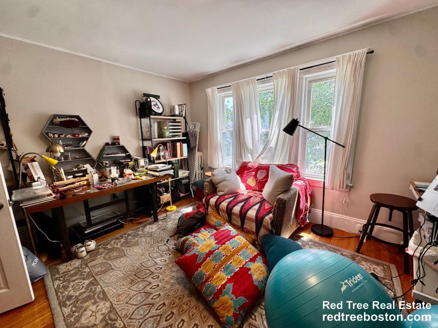 89 Burget Ave – photo 2