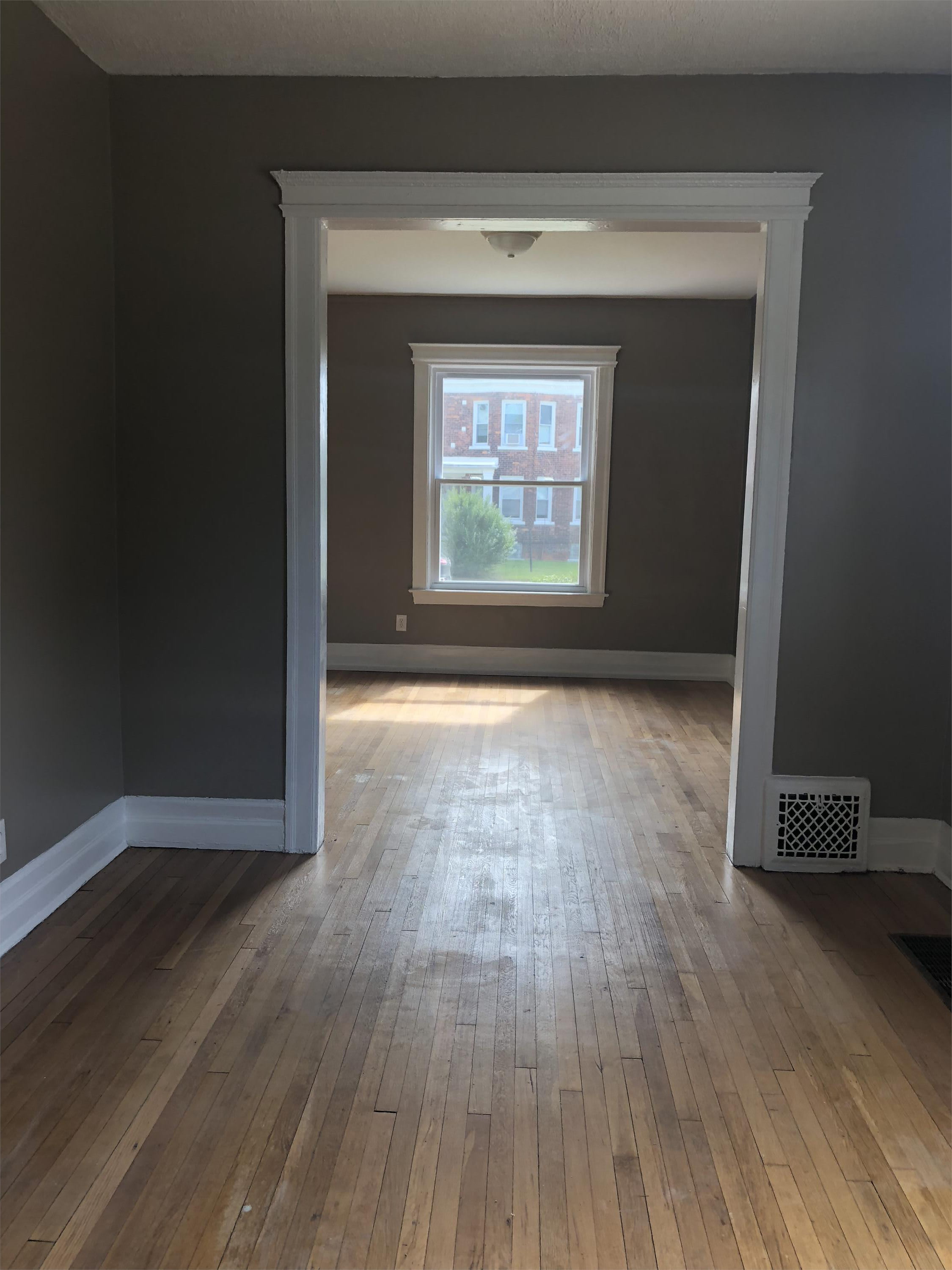 505 Westminster Street – photo 4