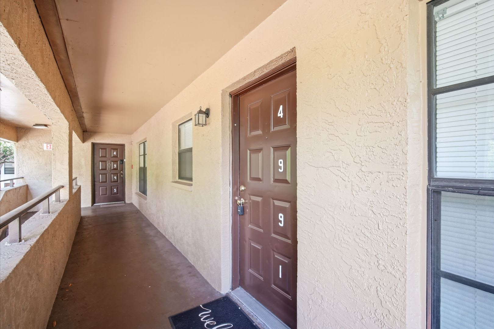 Move In Special Spacious 2Br 2Ba Condo With Pool View In Guard Gated River Oaks Community – photo 3