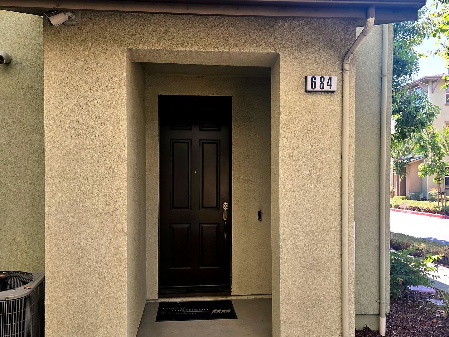 684 MODERN Ice Dr San Jose Ca – photo 2