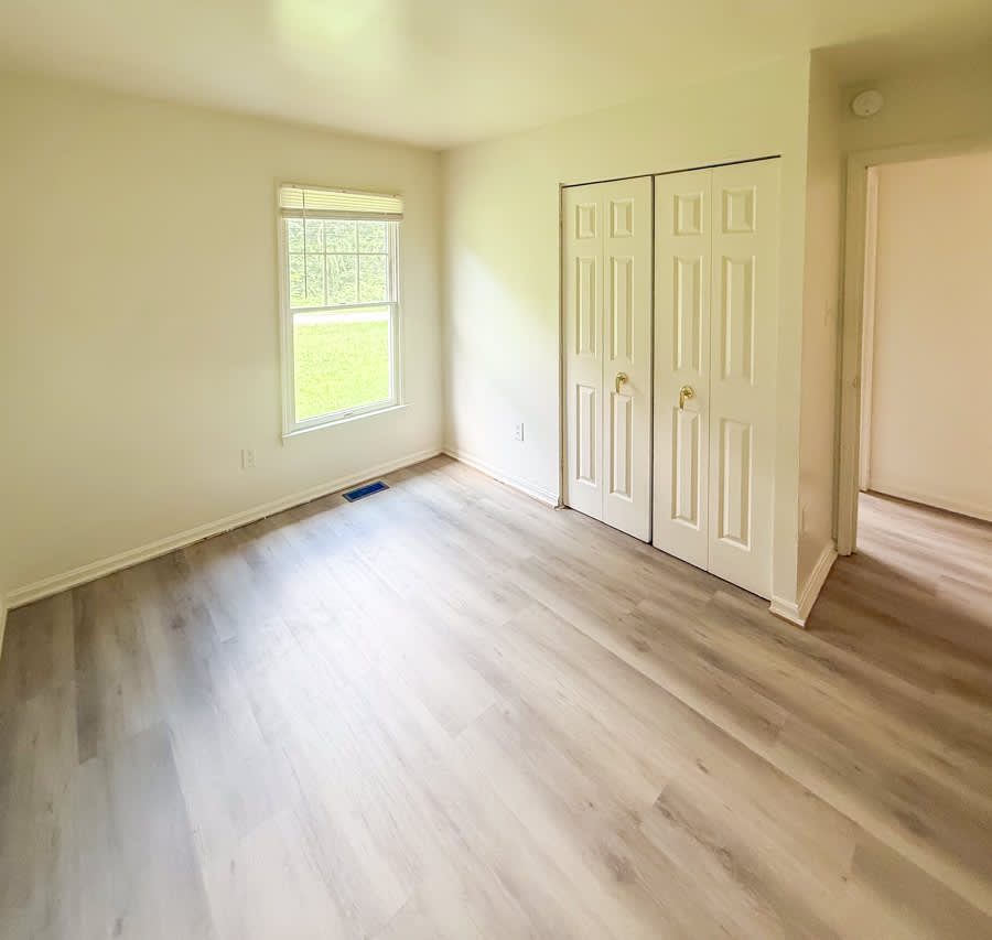 520 Lancaster Creek Rd – photo 3
