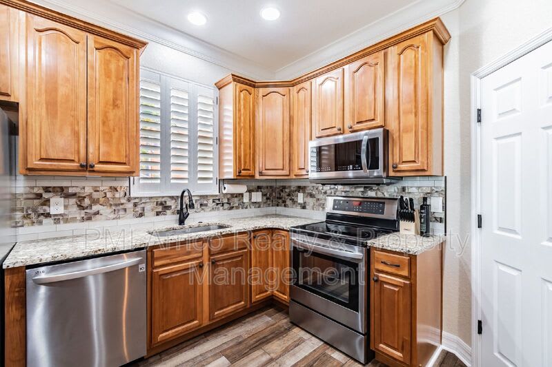 539 Treviso Dr – photo 5