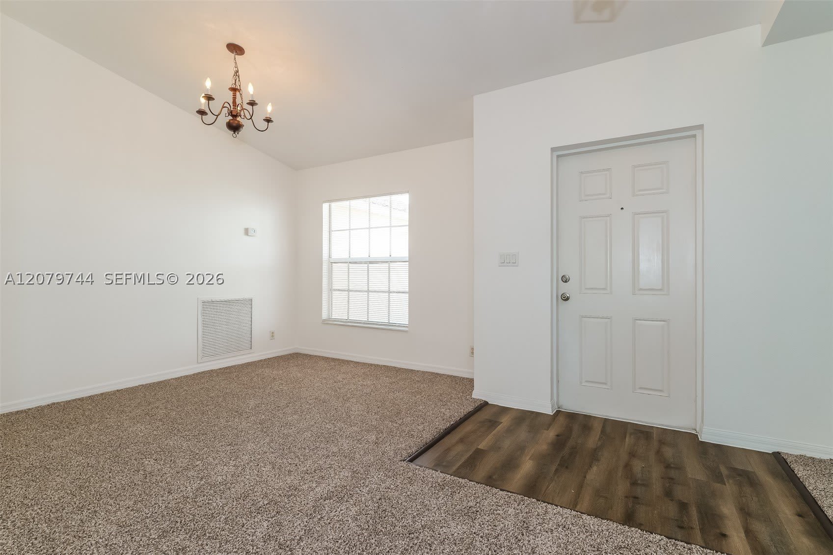 2831 Hutchings Ave – photo 5