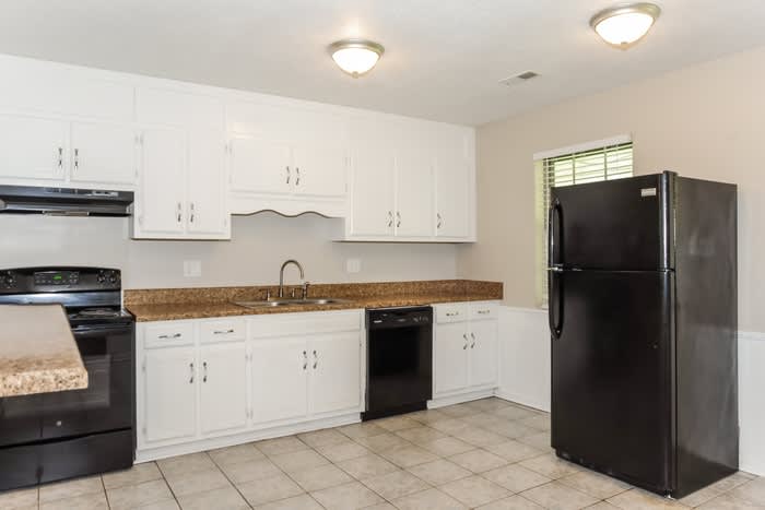 507 Plum Drive Southwest – photo 4