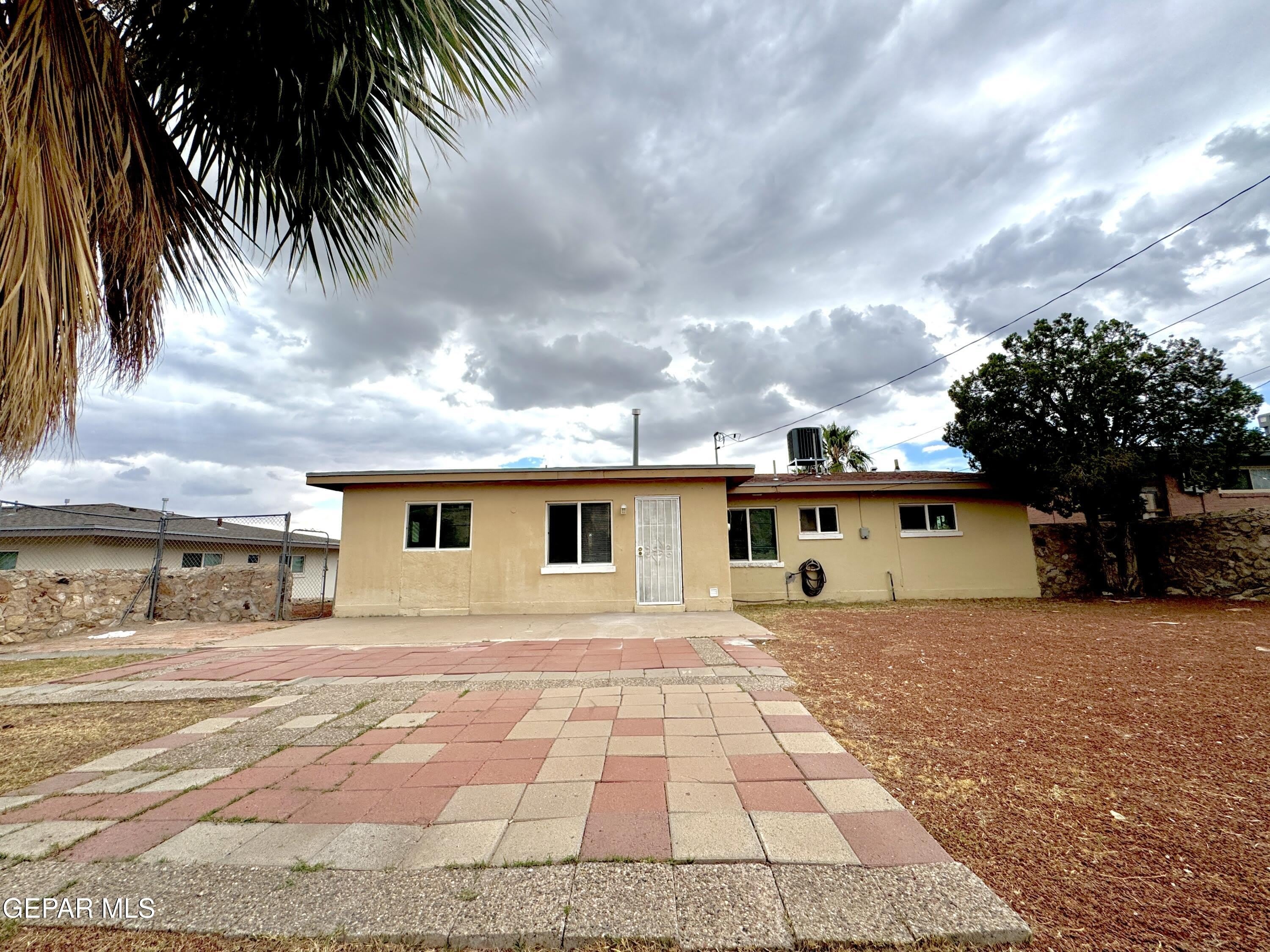 209 SAN SABA Road – photo 3