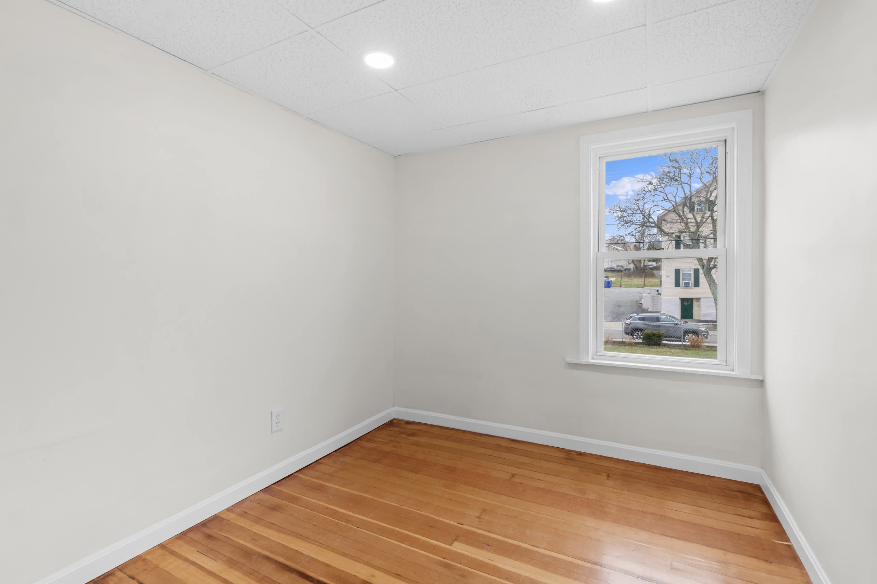 227 Lawrence Street – photo 5
