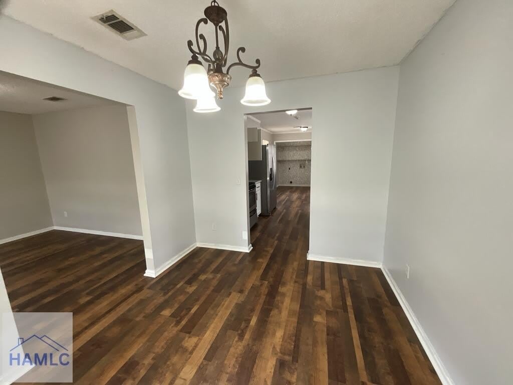 1750 Latham Court – photo 3