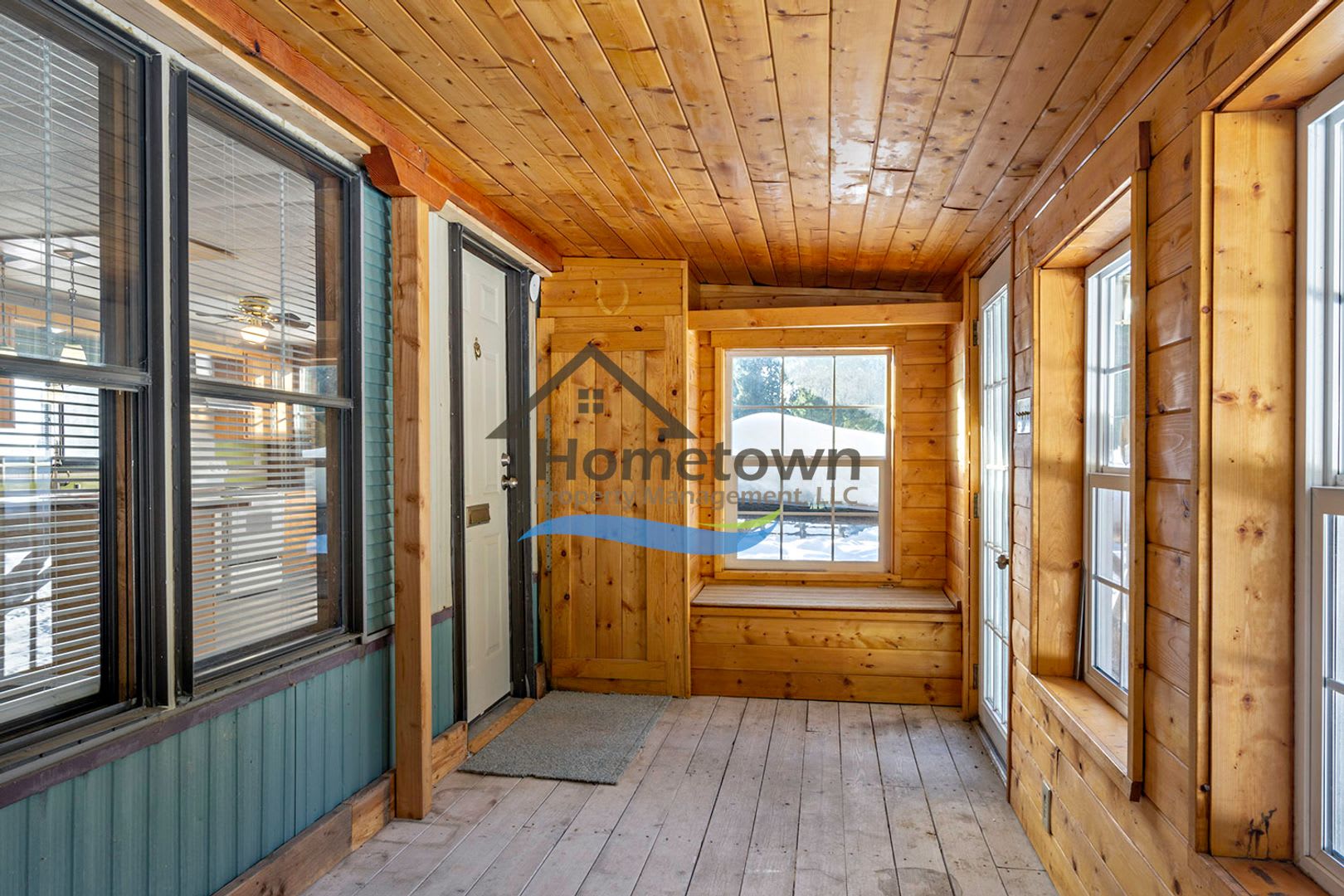 2 Bedroom 1 Bathroom Home in a Beautiful Remote Rustic Setting Available in Priest River! – photo 3