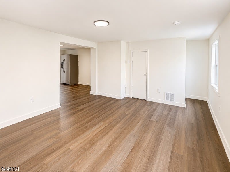 286 Chambers St – photo 3