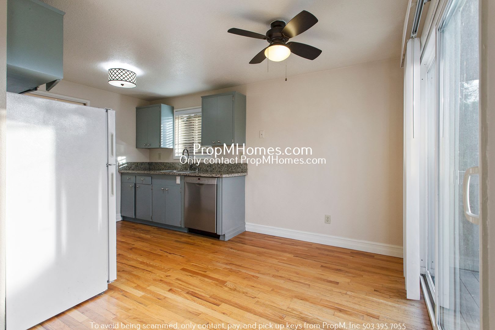 Light Bright 2 Bedroom Duplex In Sw Portland – photo 5