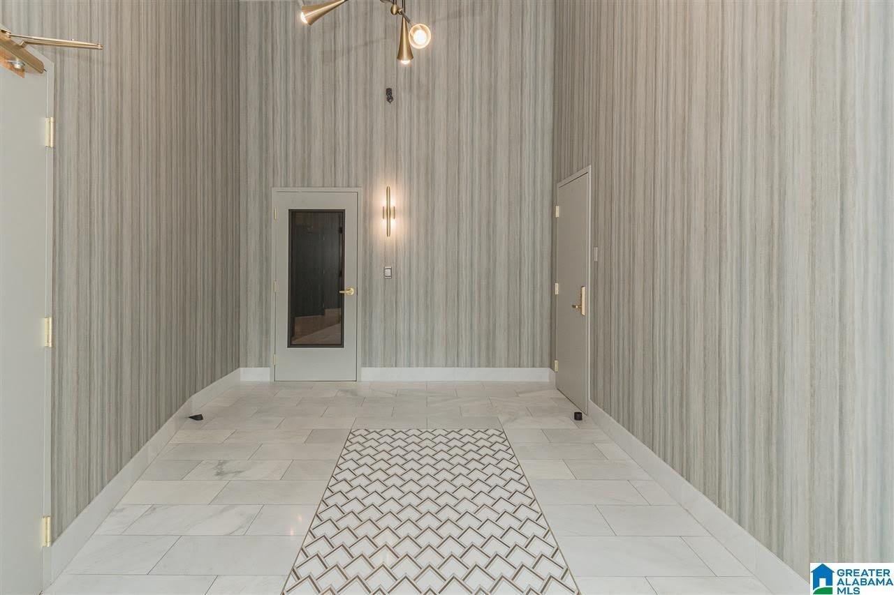 300 20TH STREET – photo 3