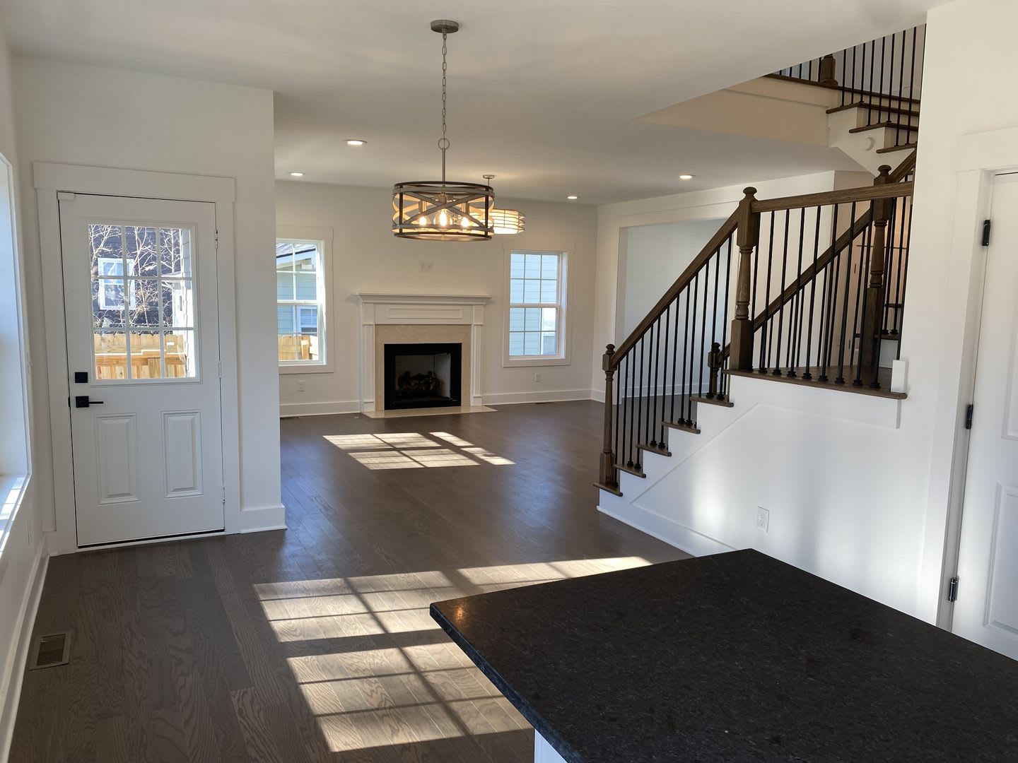 Spacious 3BR/2.5BA home in North Nashville with an abundance of natural light throughout! – photo 5