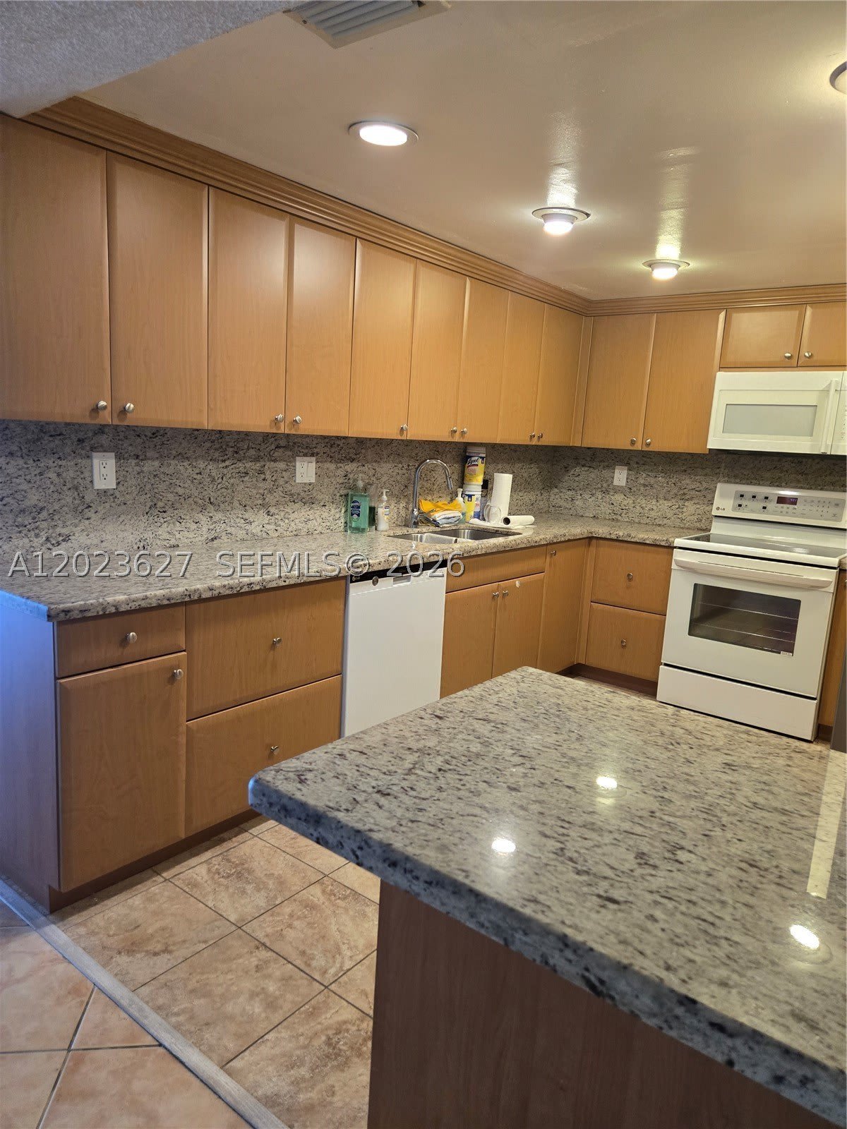 9735 NW 52nd St – photo 3