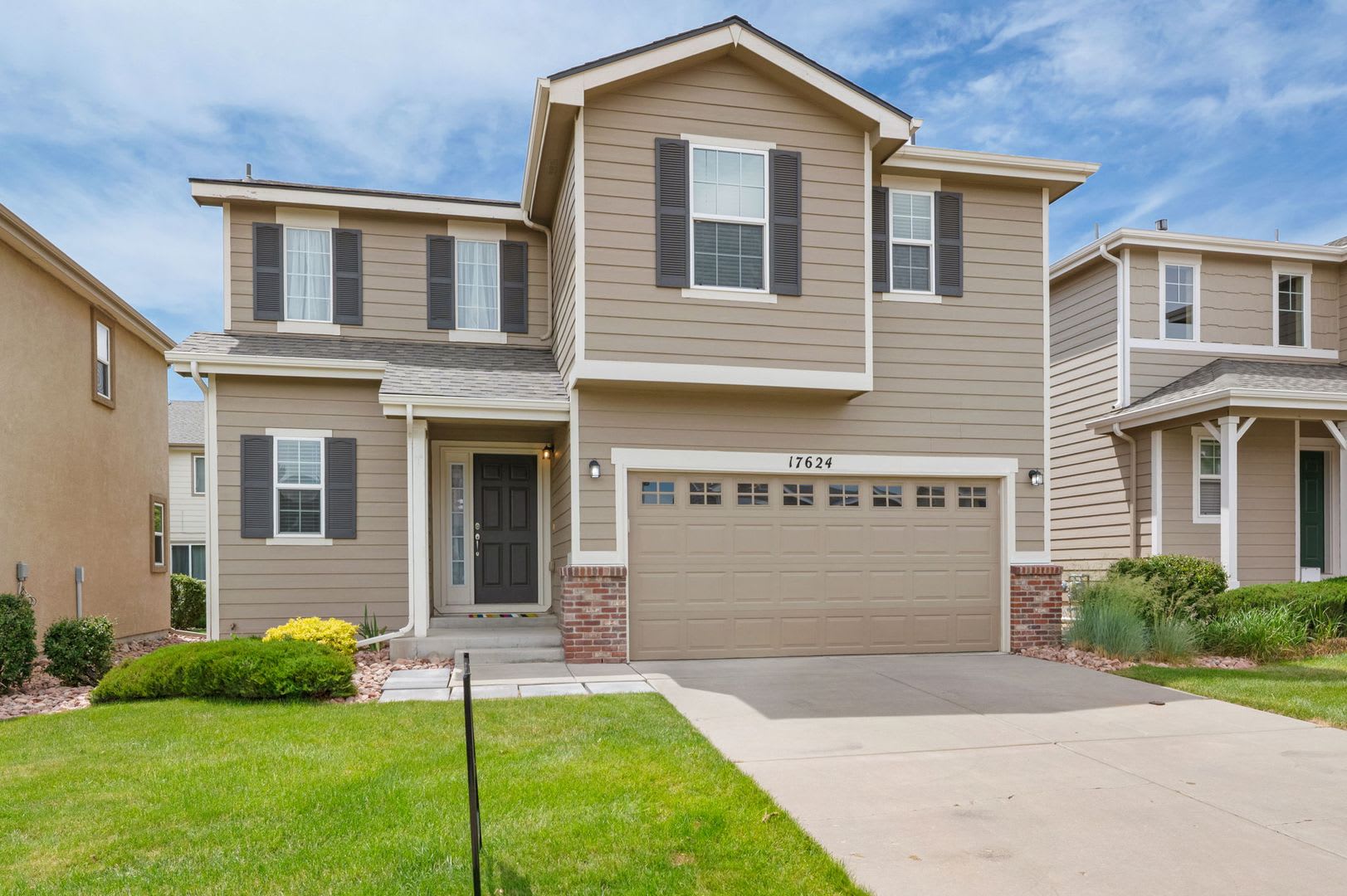 LIGHT AND BRIGHT 3 BED/2.5 BATH HOME IN MONUMENT! – photo 2