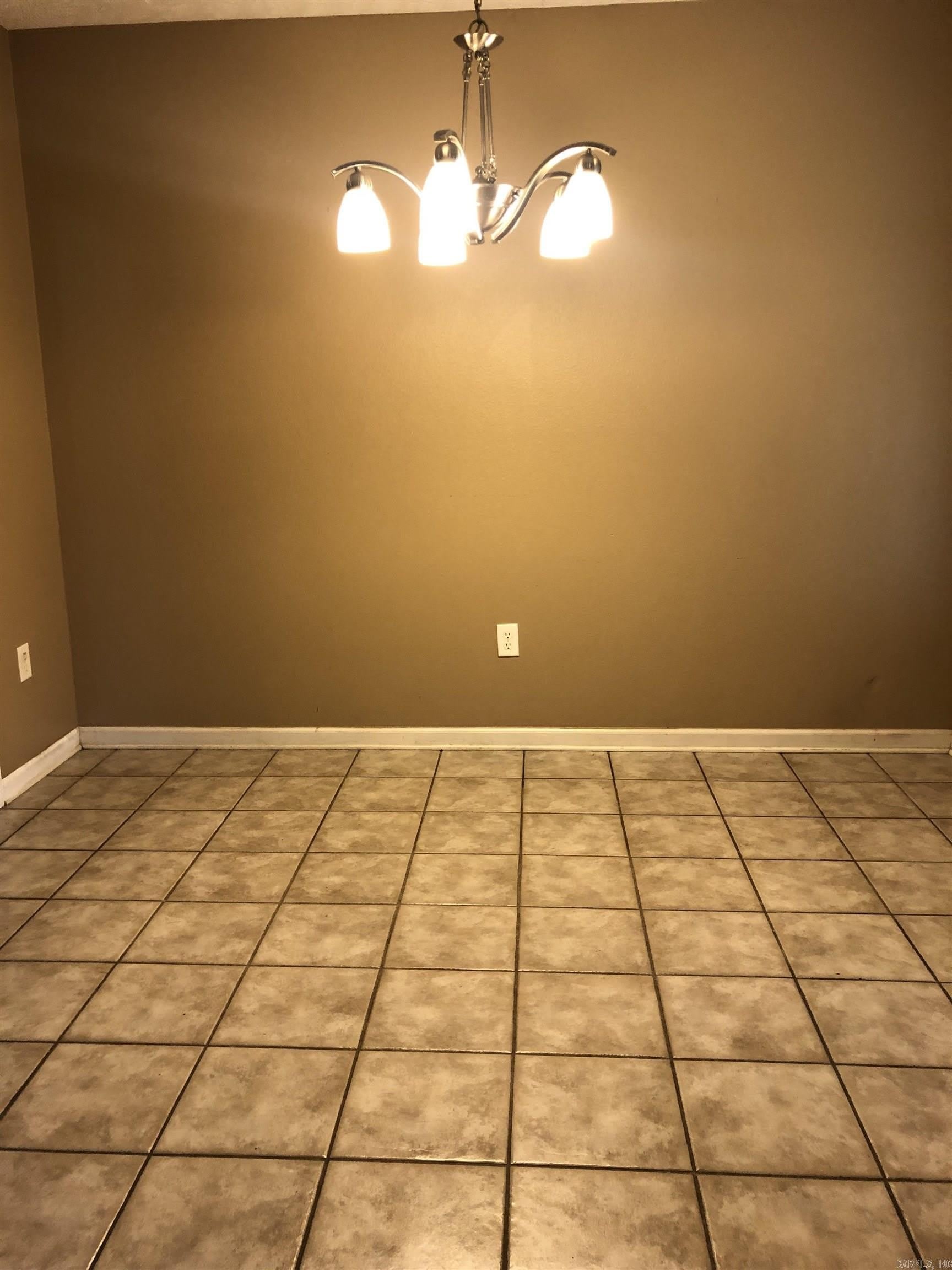 2830 York Lane – photo 5