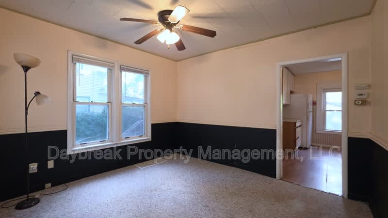 912 9th Street North – photo 4