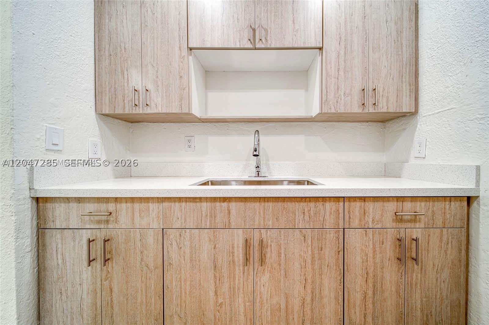1747 NW 40th St – photo 3