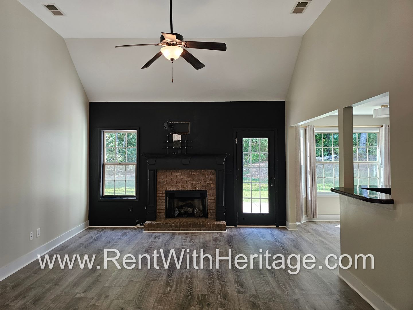 Amazing 4 Bedroom/ 3 Bath Home / Attention to Detail / Popular Breman Schools / Great Location – photo 5