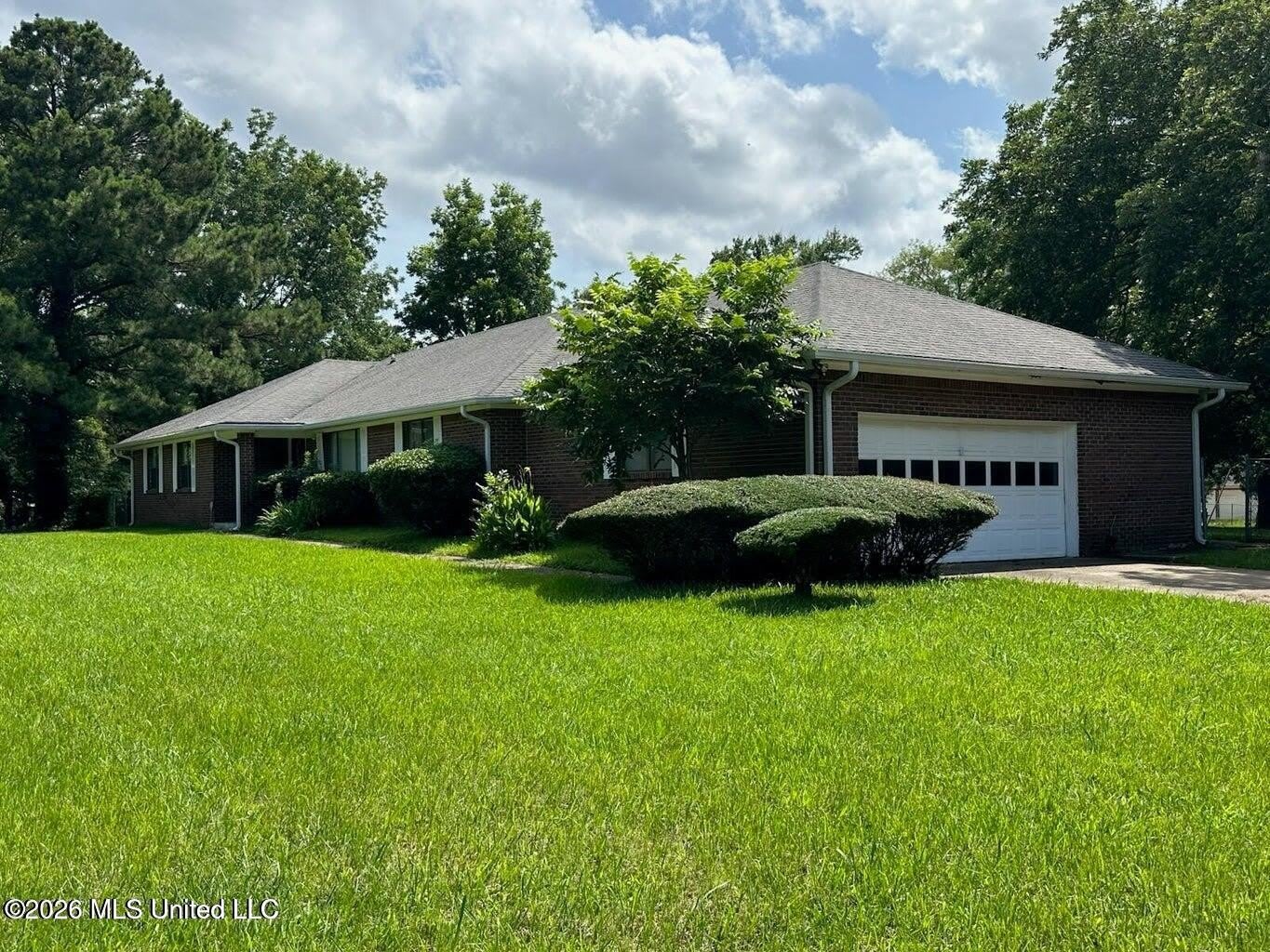 1195 N Old Canton Road – photo 2
