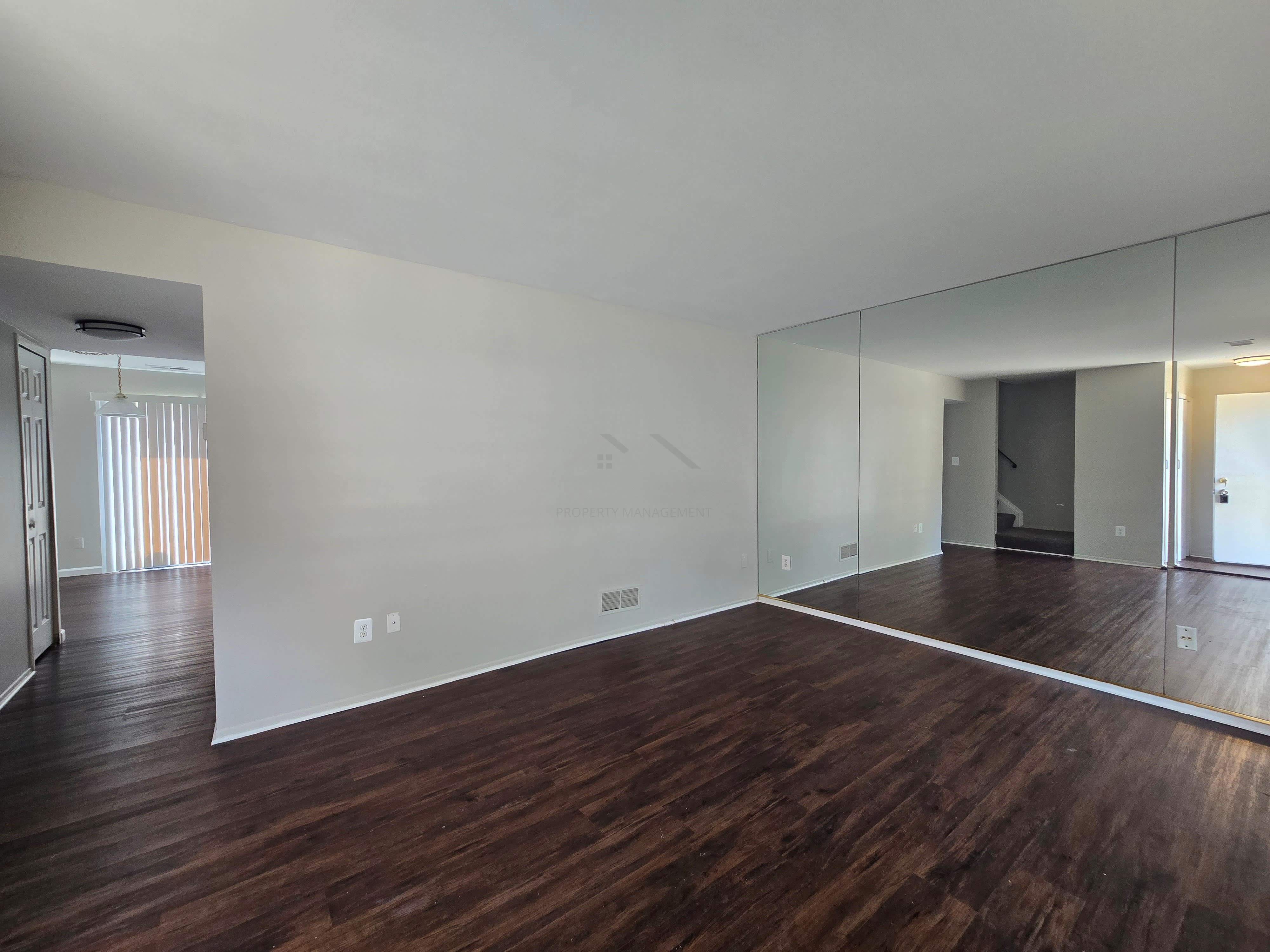 23568 Lahser Rd – photo 2