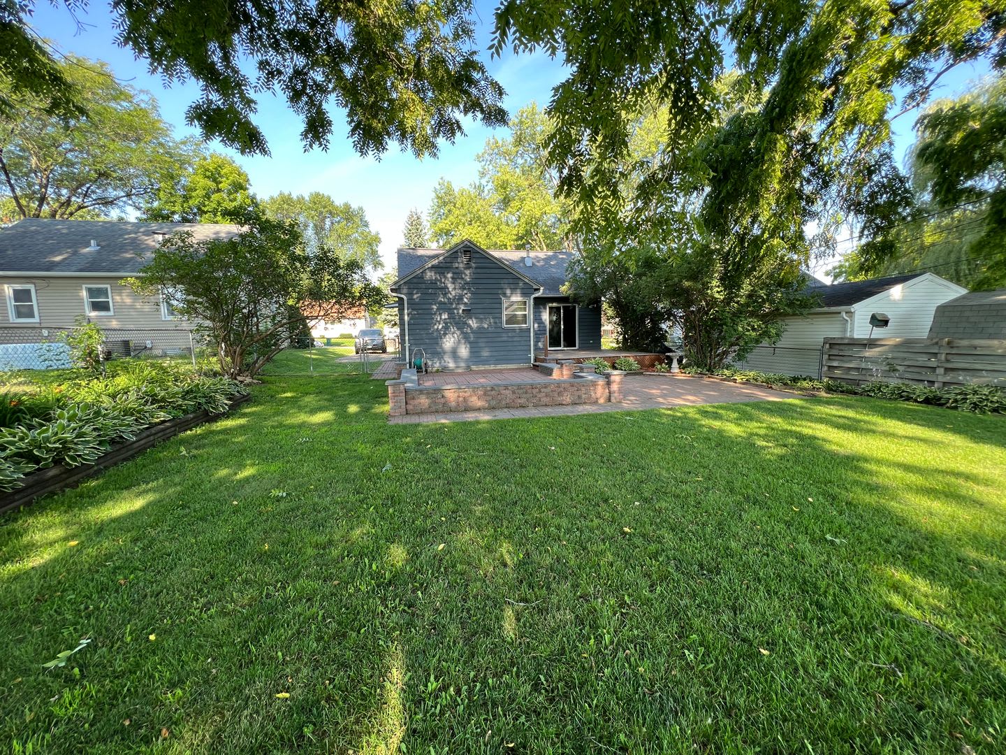 Single Family Home In An Incredible Location – photo 4