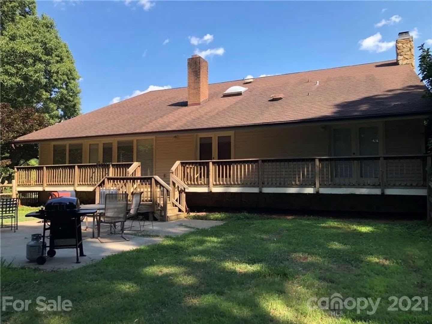 Room In 7 Bedroom Home At Ranson Rd – photo 2