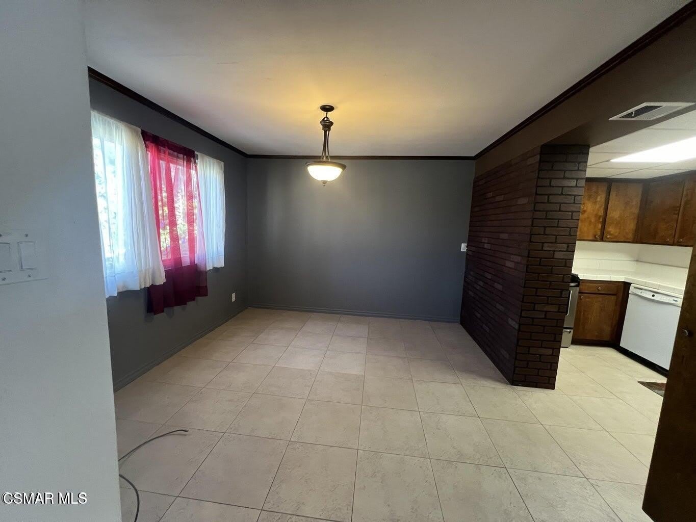 18617 Clark Street – photo 3