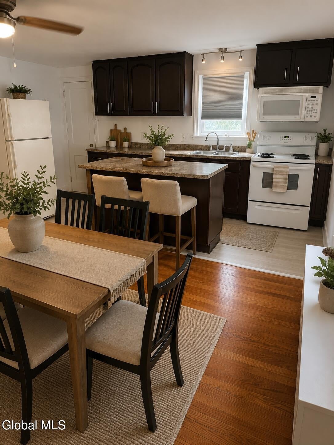 52 Euclid Avenue – photo 3