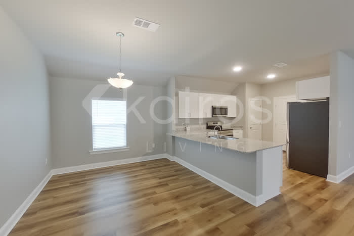 13772 Willowmore Dr – photo 4