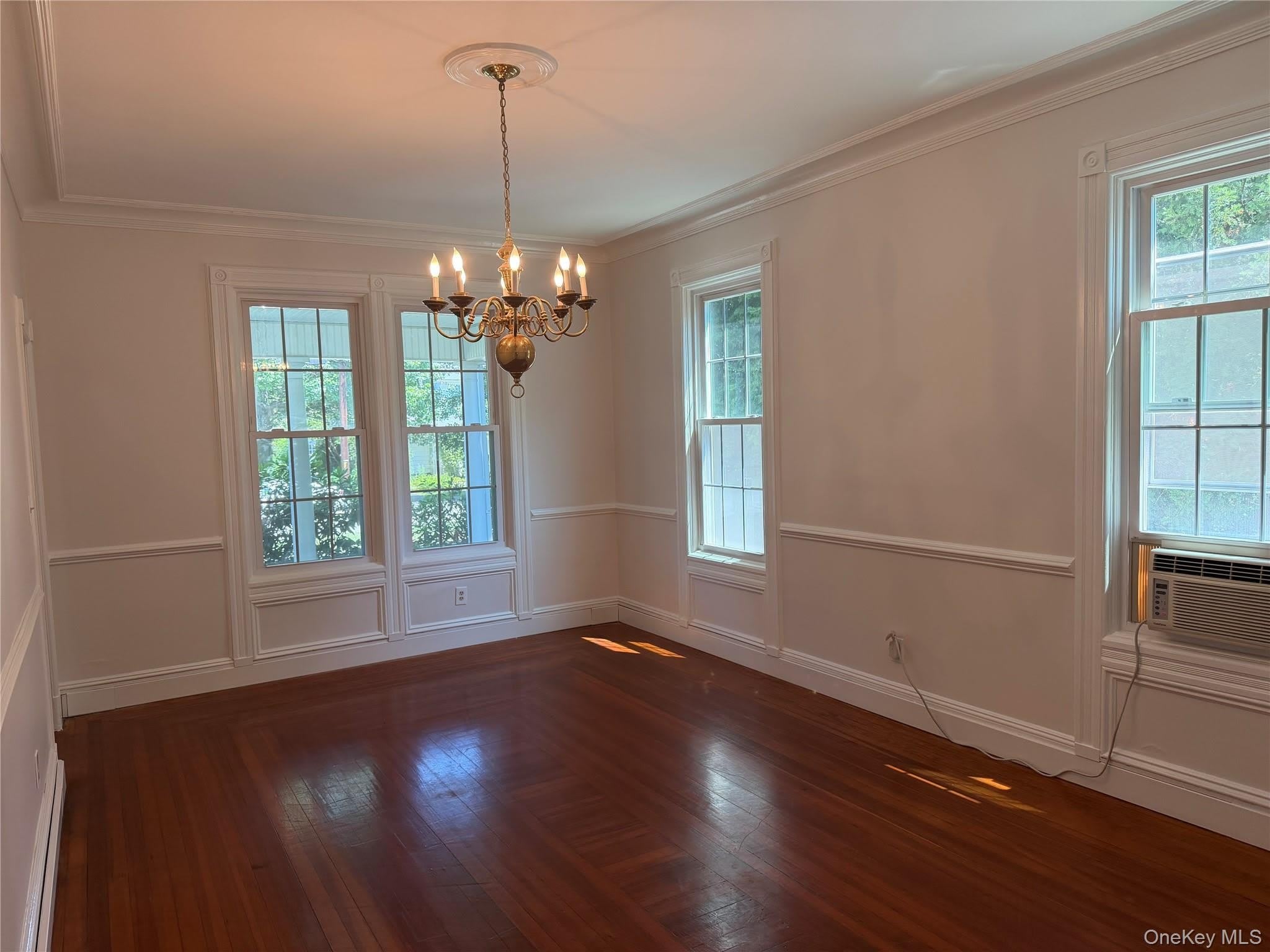13 Walnut Street – photo 3