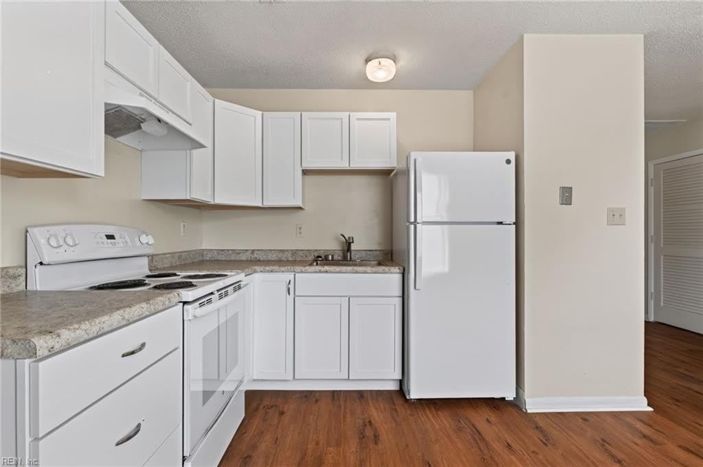 2344 Grandy Avenue – photo 1