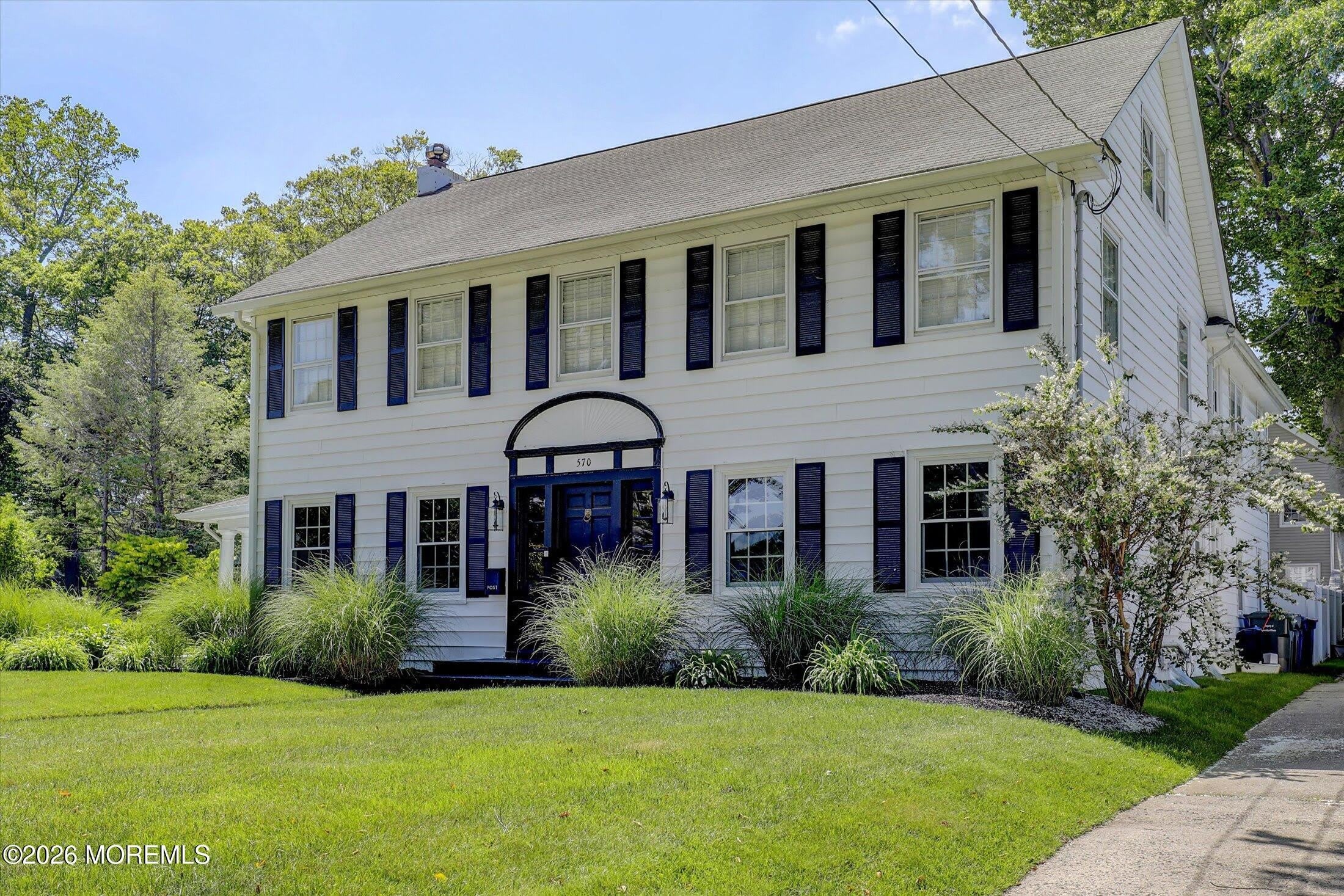 570 N Edgemere Drive – photo 3