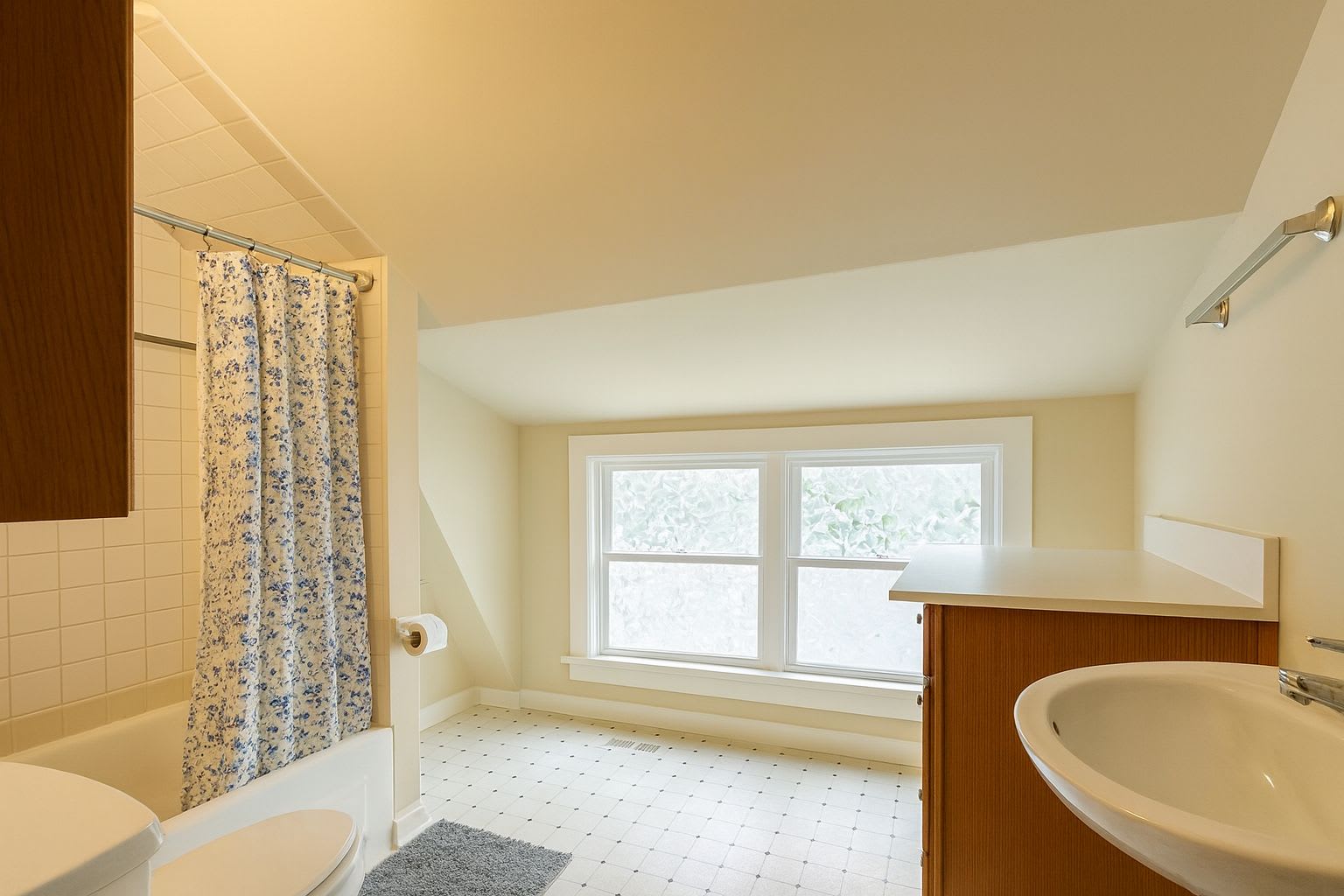 1490 South Blvd – photo 4