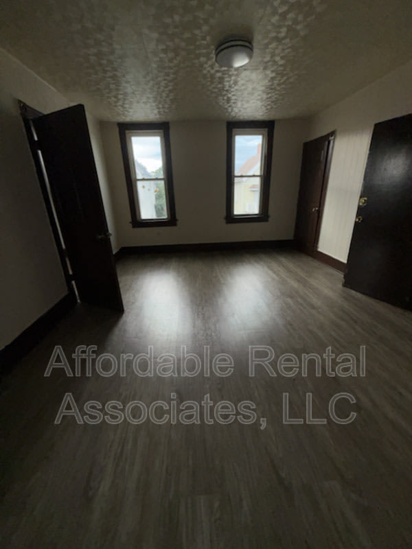 2358 S 16Th St – photo 3