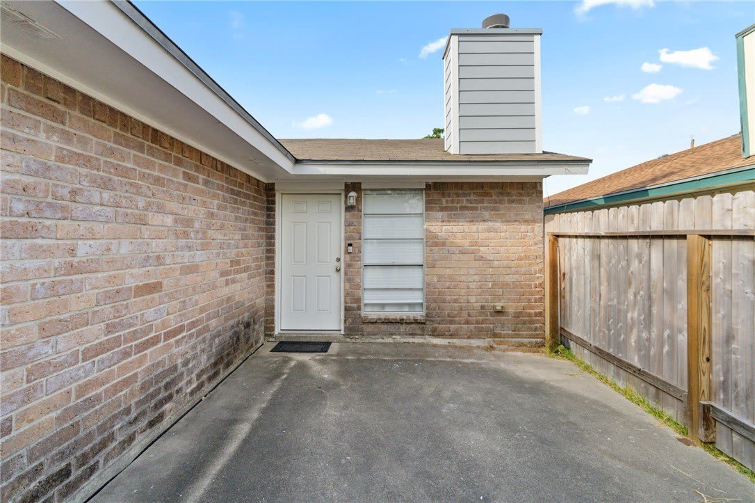 6612 Hardwick Drive – photo 2